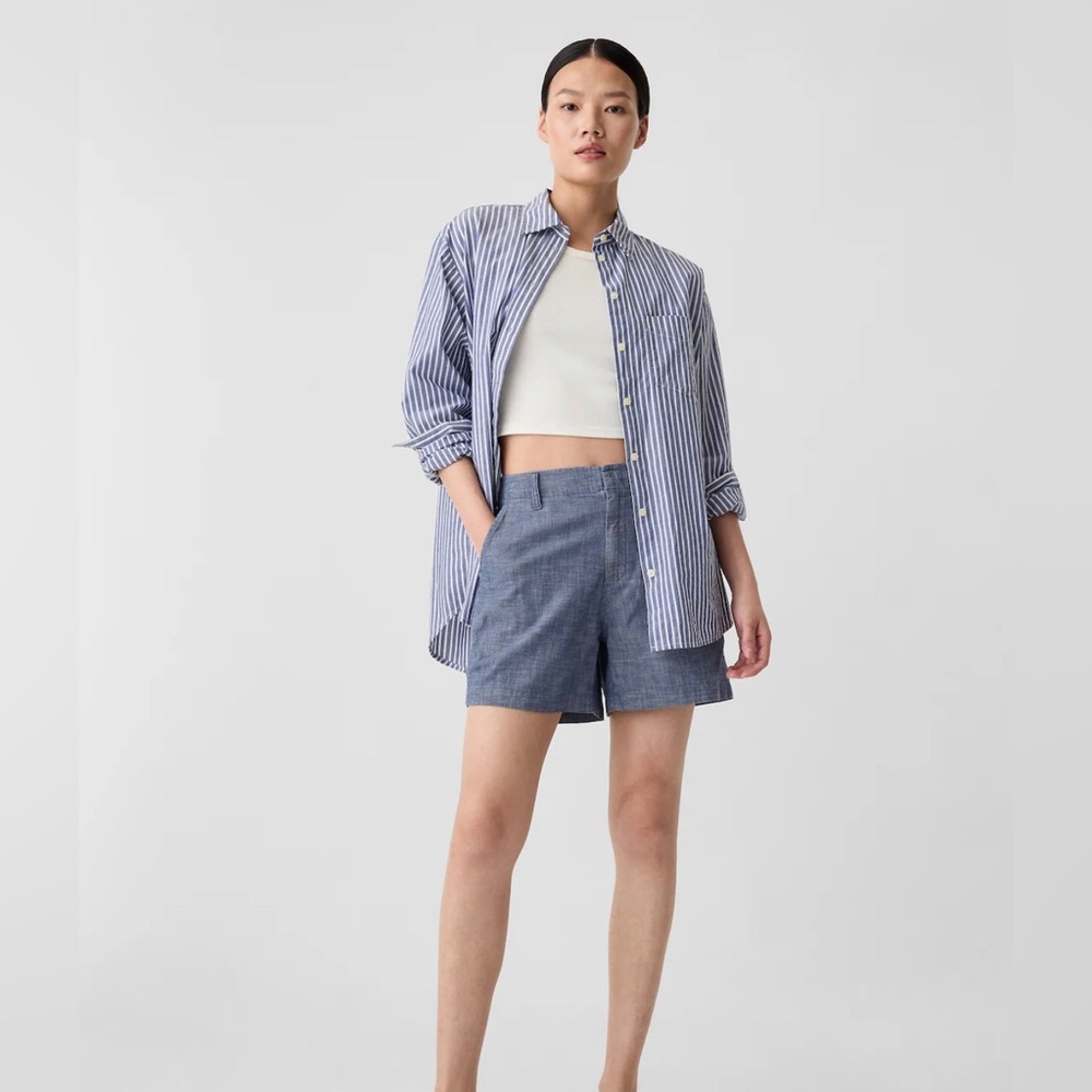 Gap 5” City Shorts in Indigo Chambray Women’s Size 2
